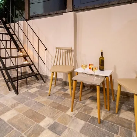 Central Corner Apts Zakynthos Town Exterior photo