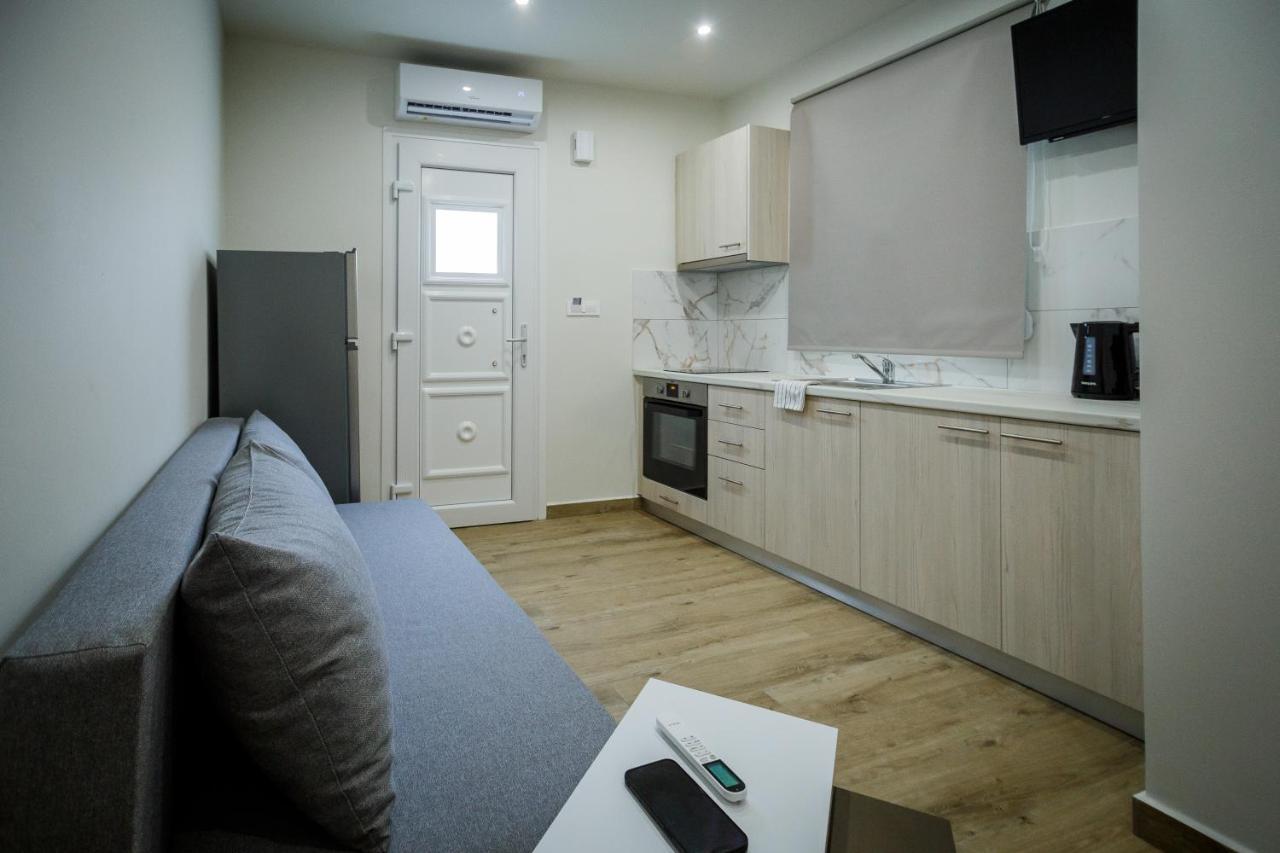 Corner Apts