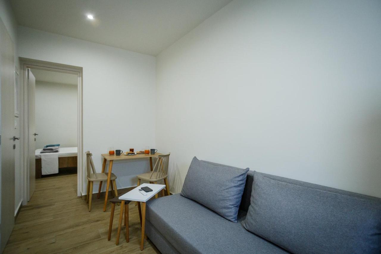 Corner Apts